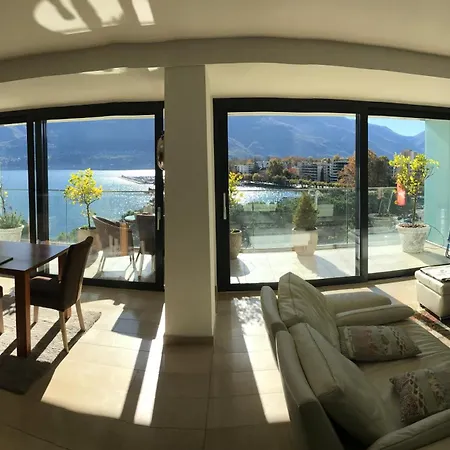 Traumwohnung Seesicht, Balkon Apartment *
