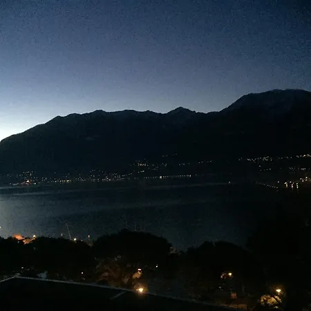 Traumwohnung Seesicht, Balkon Apartman *